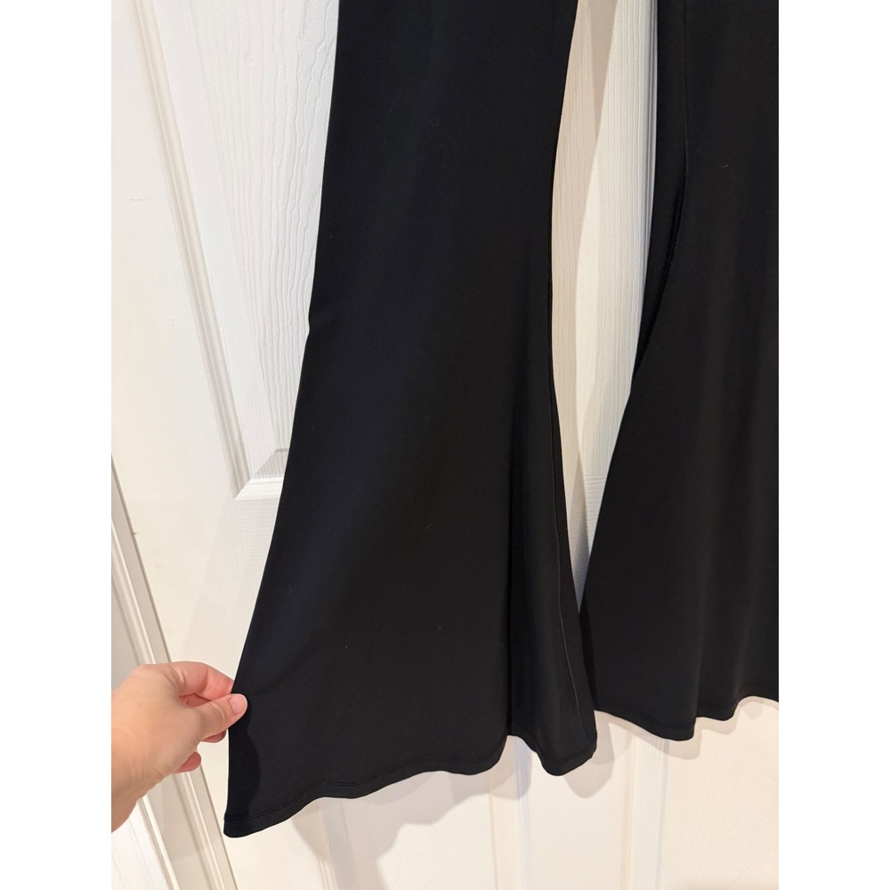 OFFLINE by Aerie Real Me Crossover Super Flare Leggings Black High Rise Pants XS - Picture 2 of 9